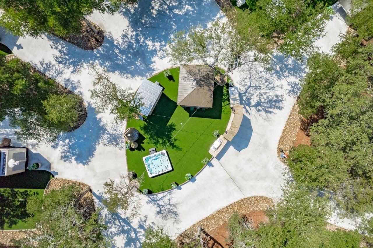 7744 Ranch Glamping Resort ออสติน ห้อง รูปภาพ