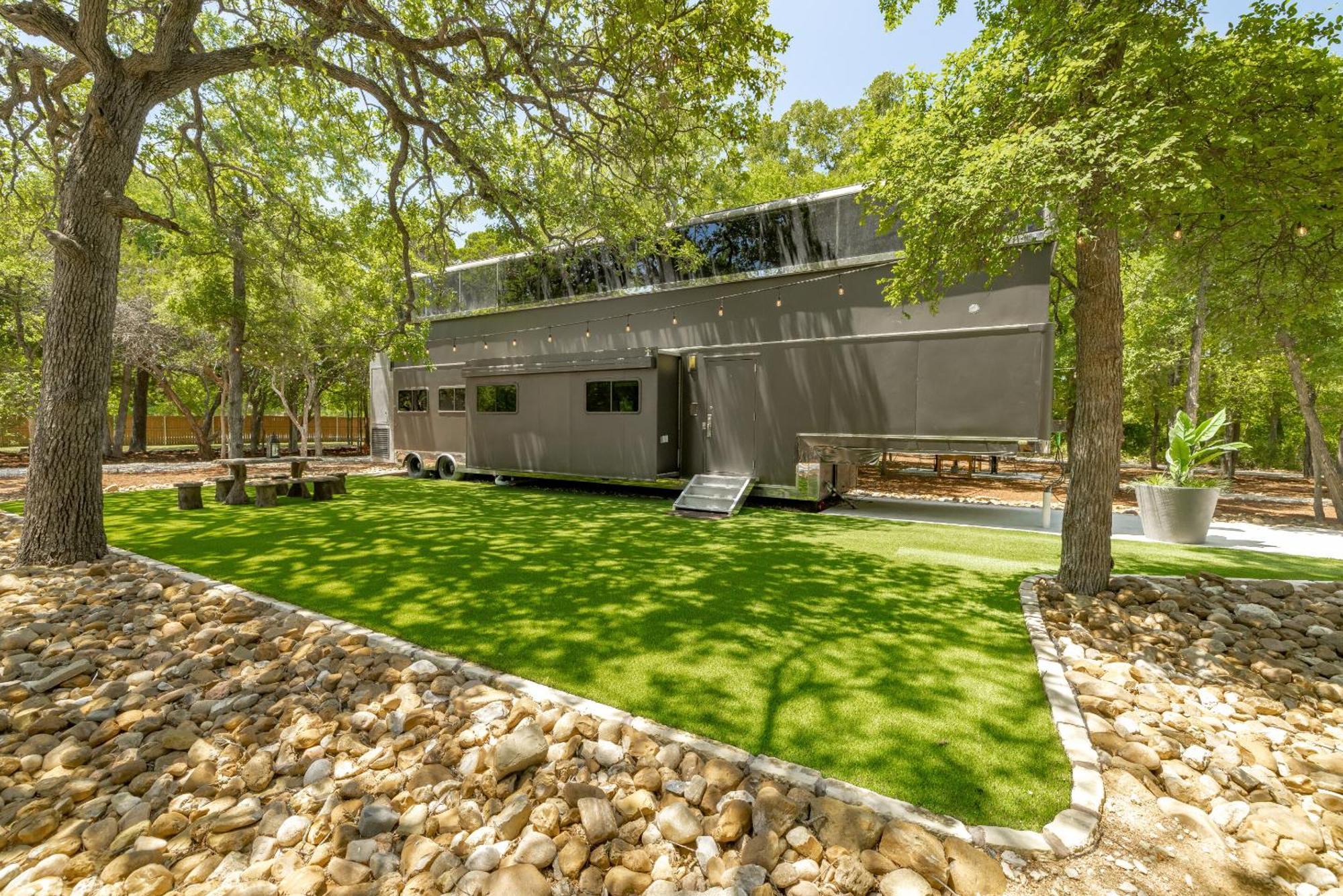 7744 Ranch Glamping Resort ออสติน ห้อง รูปภาพ